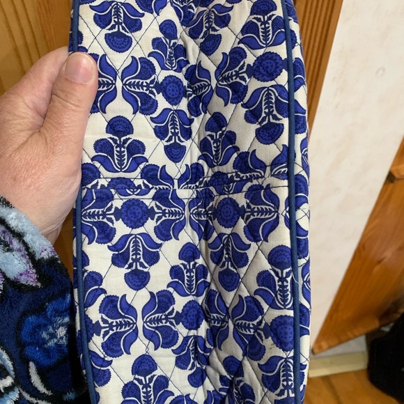 Vera Bradley Cobalt Tile Blue & White Handbag Shoulder Bag Adjustable Strap 11X8 - Picture 5 of 6